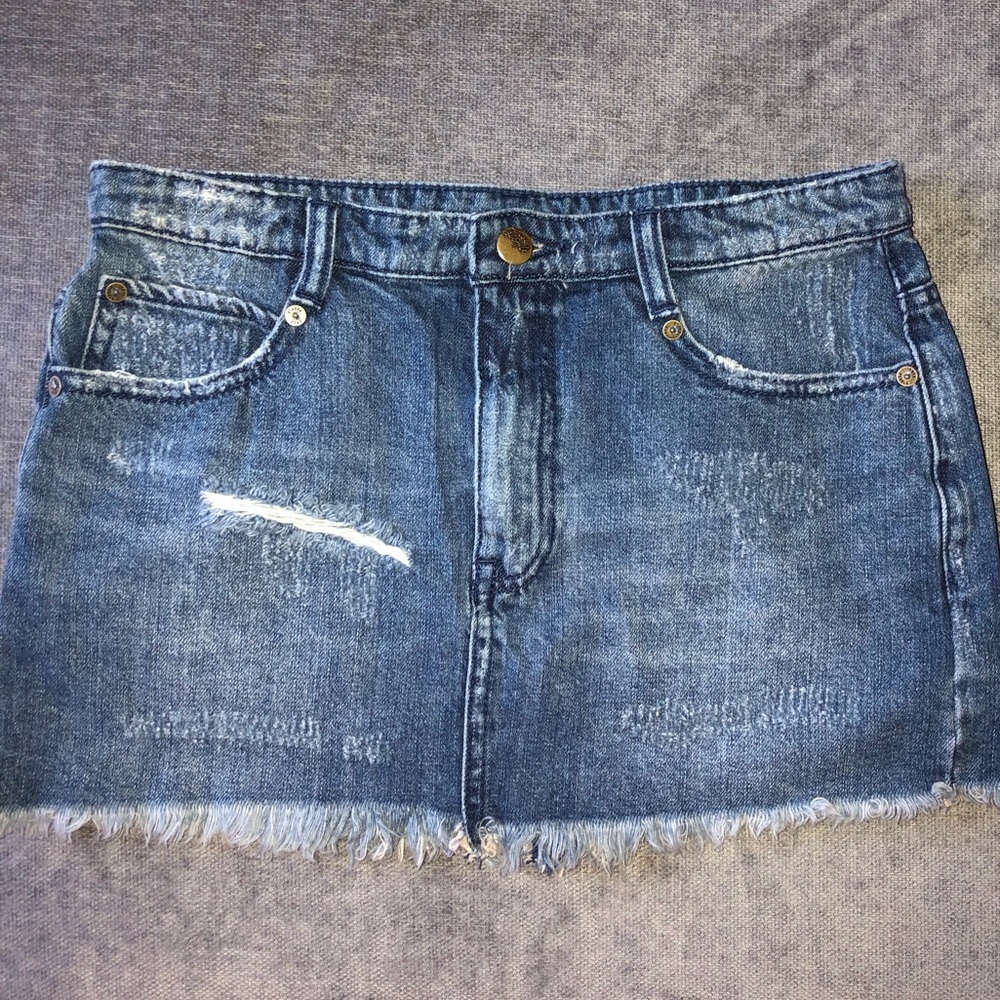 Free people NEVER WARN jean skirt